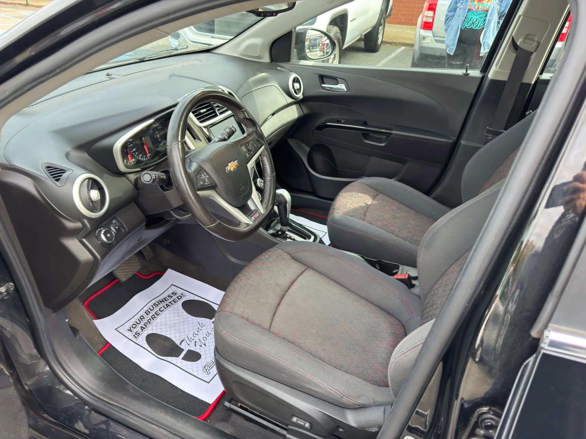 Used 2017 Chevrolet Sonic LT w/ Fun and Sun Package image 10