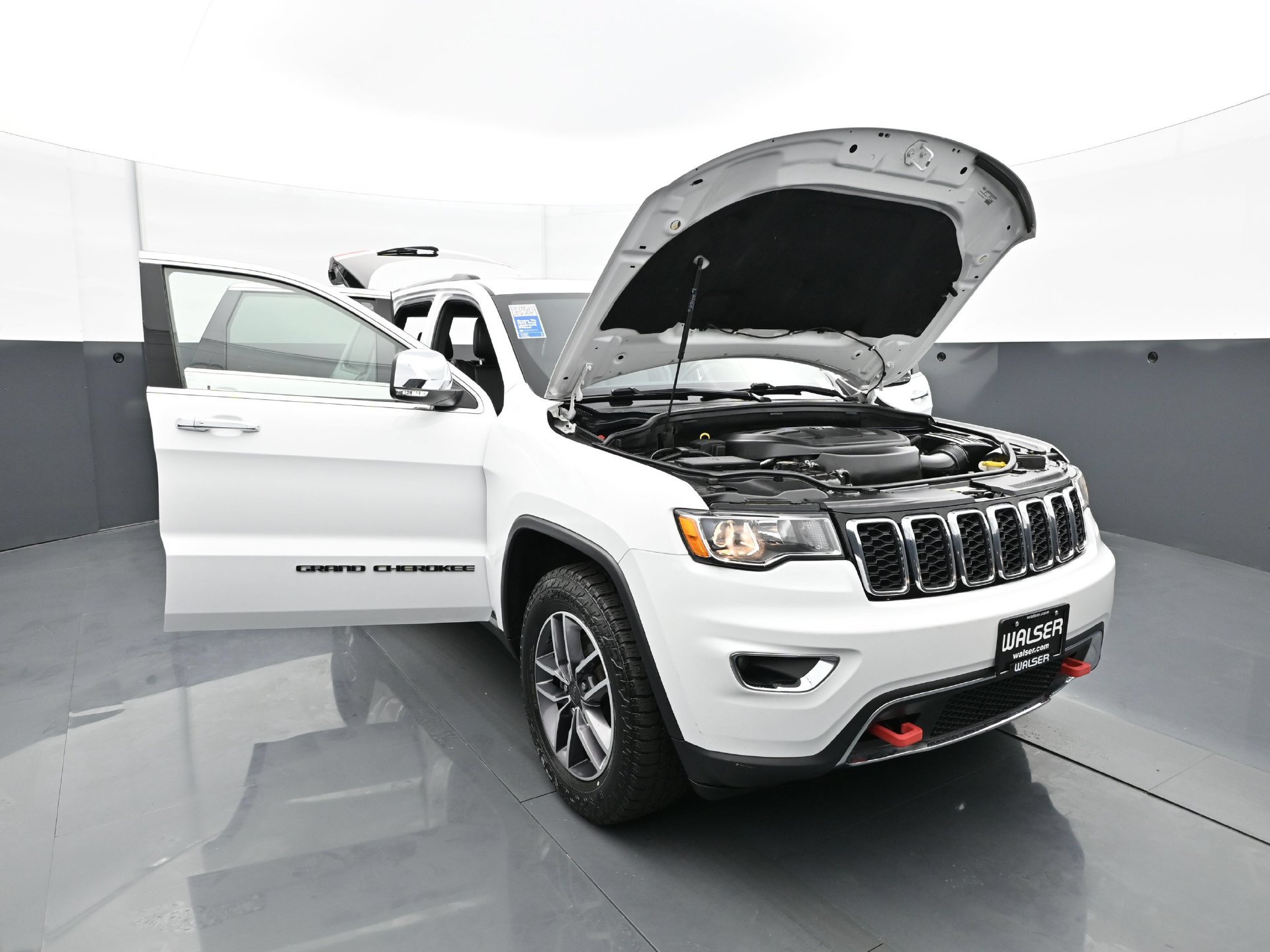 Used 2019 Jeep Grand Cherokee Limited w/ Trailer Tow Group IV AWD/4WD image 41