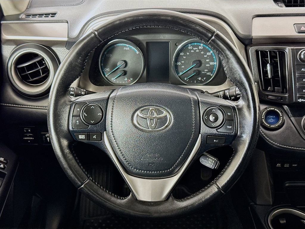 Certified 2018 Toyota RAV4 XLE image 12