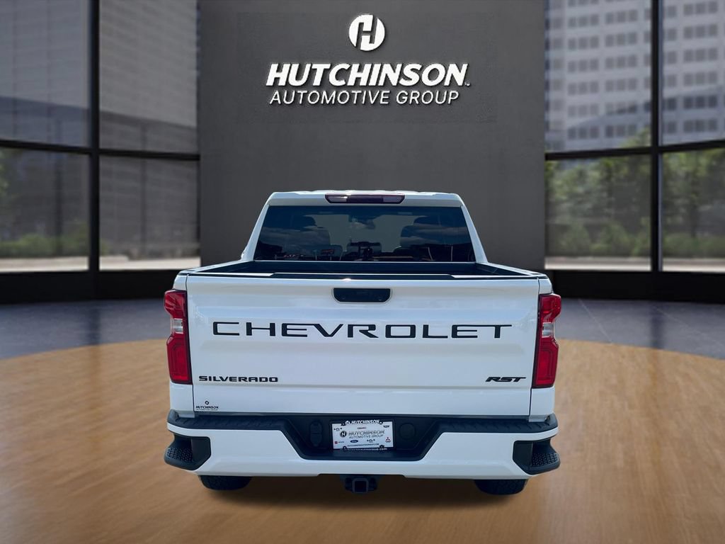 Used 2024 Chevrolet Silverado 1500 RST w/ LPO, Dark Essentials Package AWD/4WD image 6