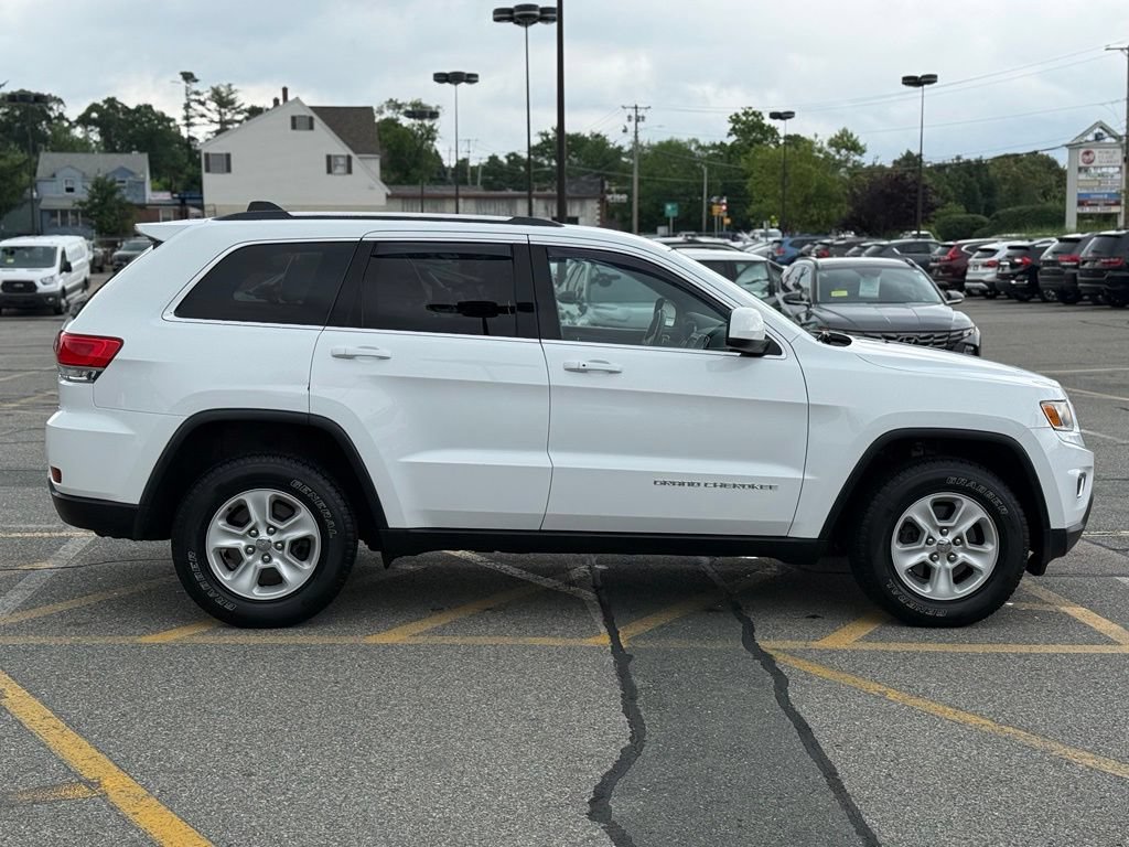 Used 2016 Jeep Grand Cherokee Laredo w/ Quick Order Package 23E AWD/4WD image 7