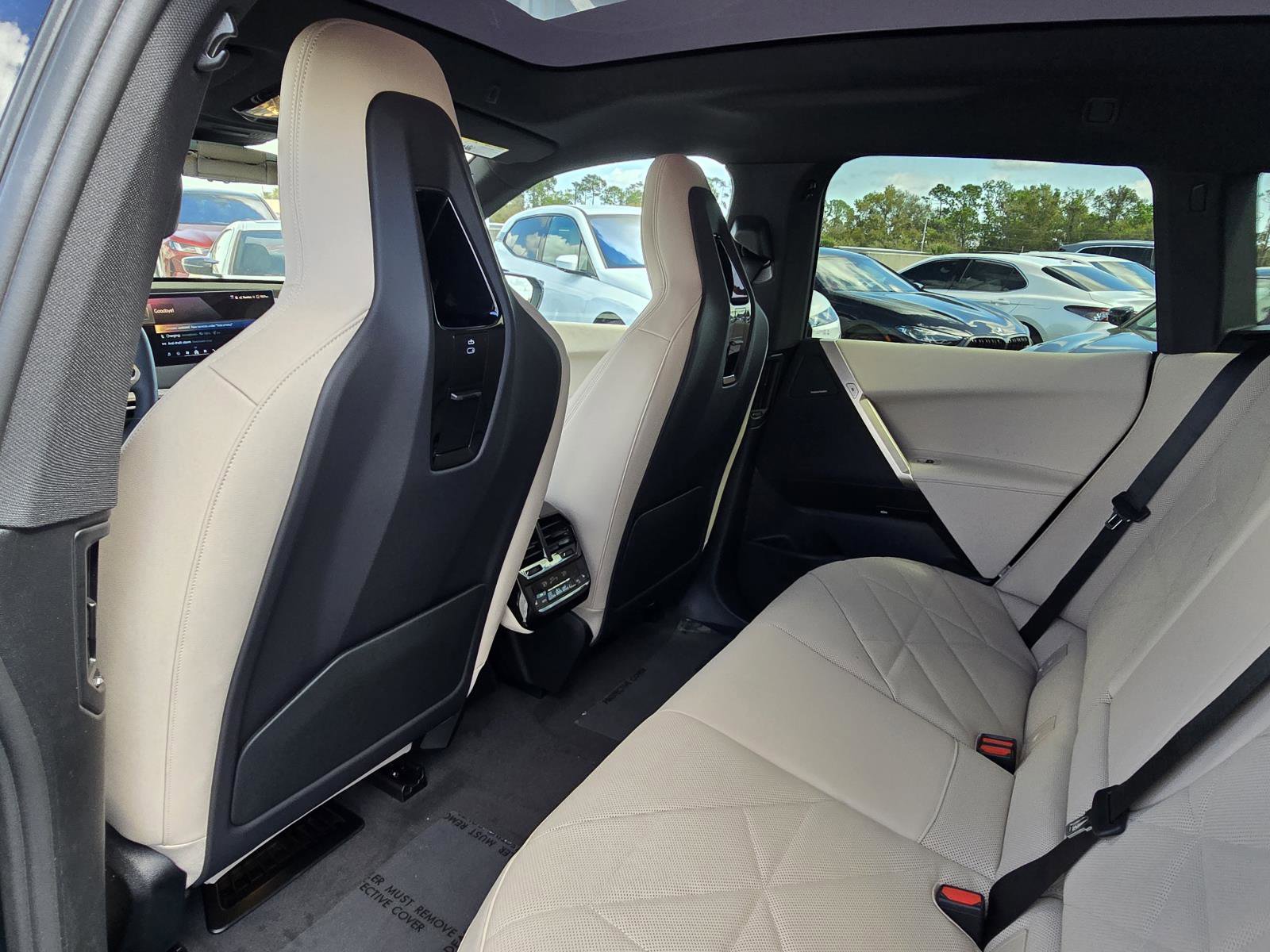 New 2026 BMW iX xDrive60 image 12