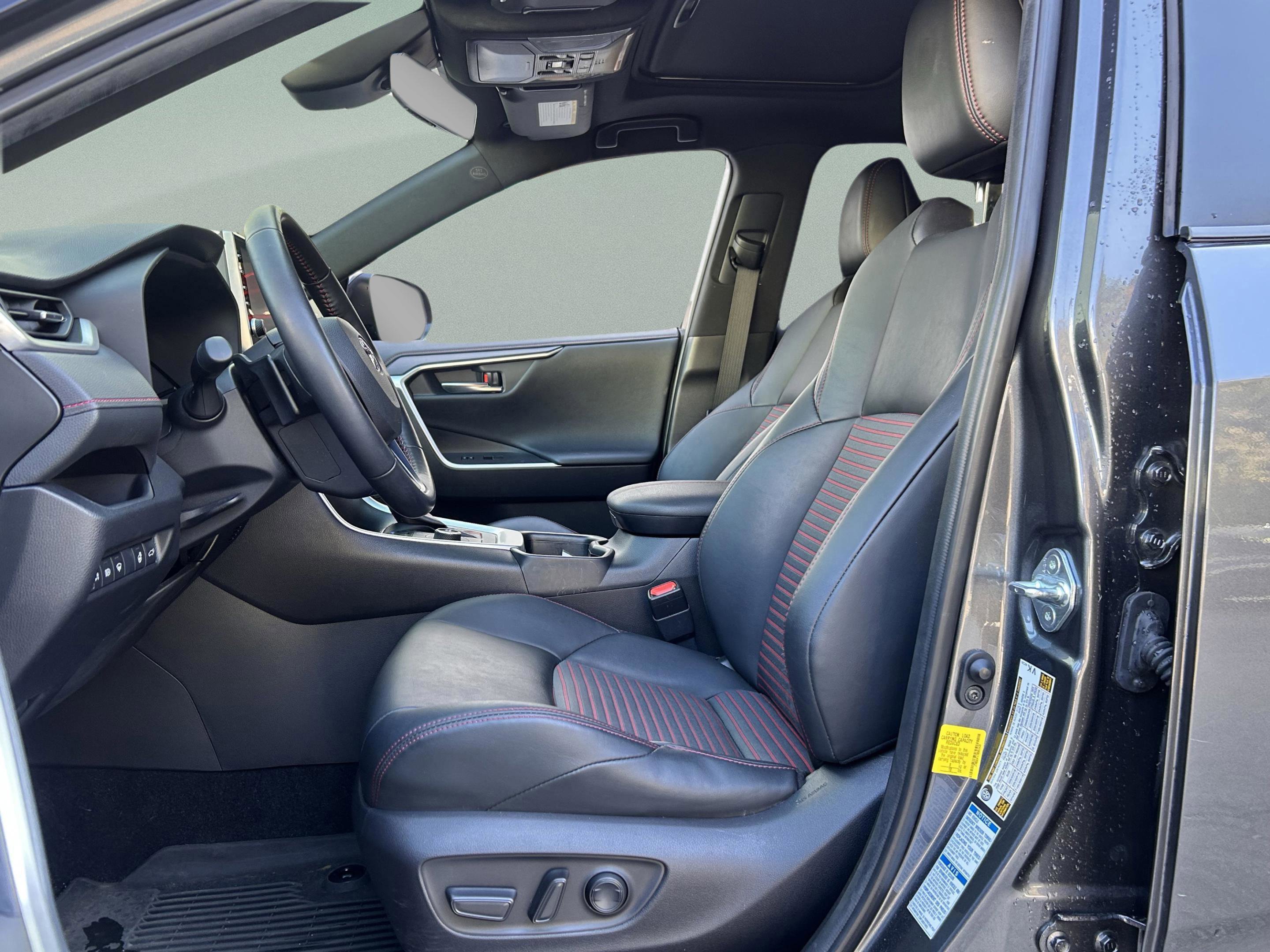 Used 2021 Toyota RAV4 XSE image 20