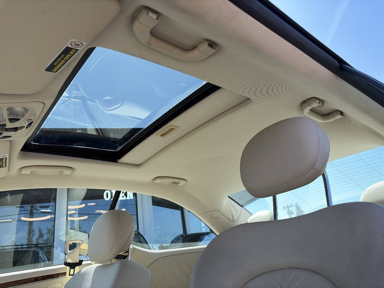 Used 2006 Mercedes-Benz CLK 350 Coupe image 25