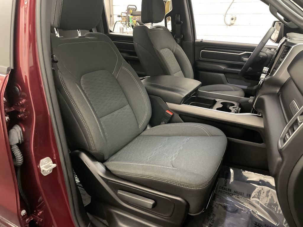 Used 2025 RAM 1500 Big Horn AWD/4WD image 21