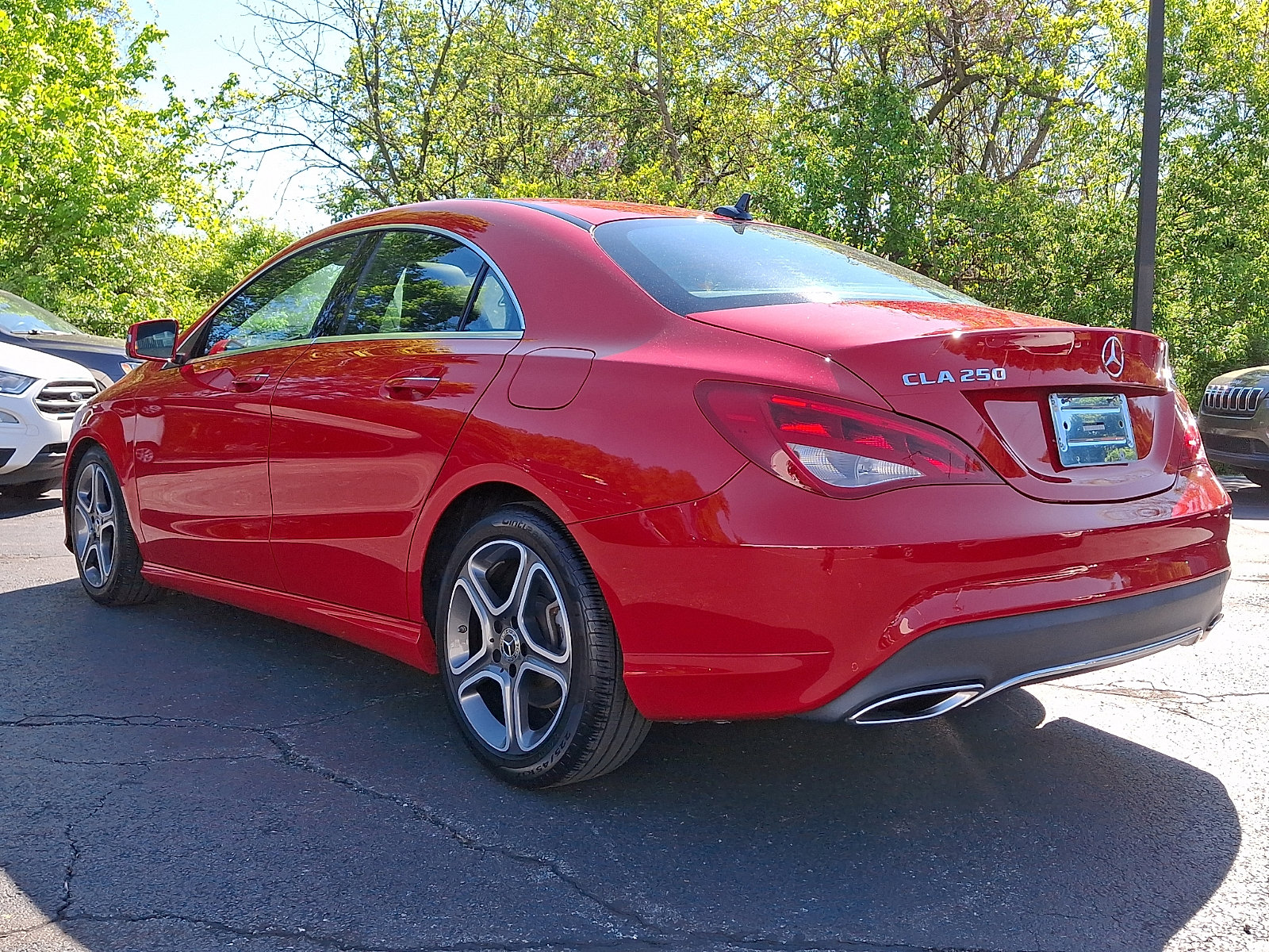 Used 2018 Mercedes-Benz CLA 250 4MATIC image 4