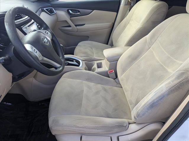 Used 2016 Nissan Rogue S w/ Appearance Package image 15