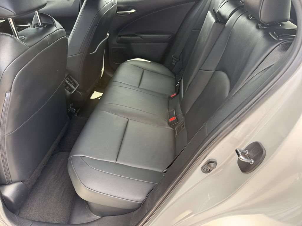 Used 2021 Lexus UX 250h w/ Accessory Package (Z2) AWD/4WD image 11