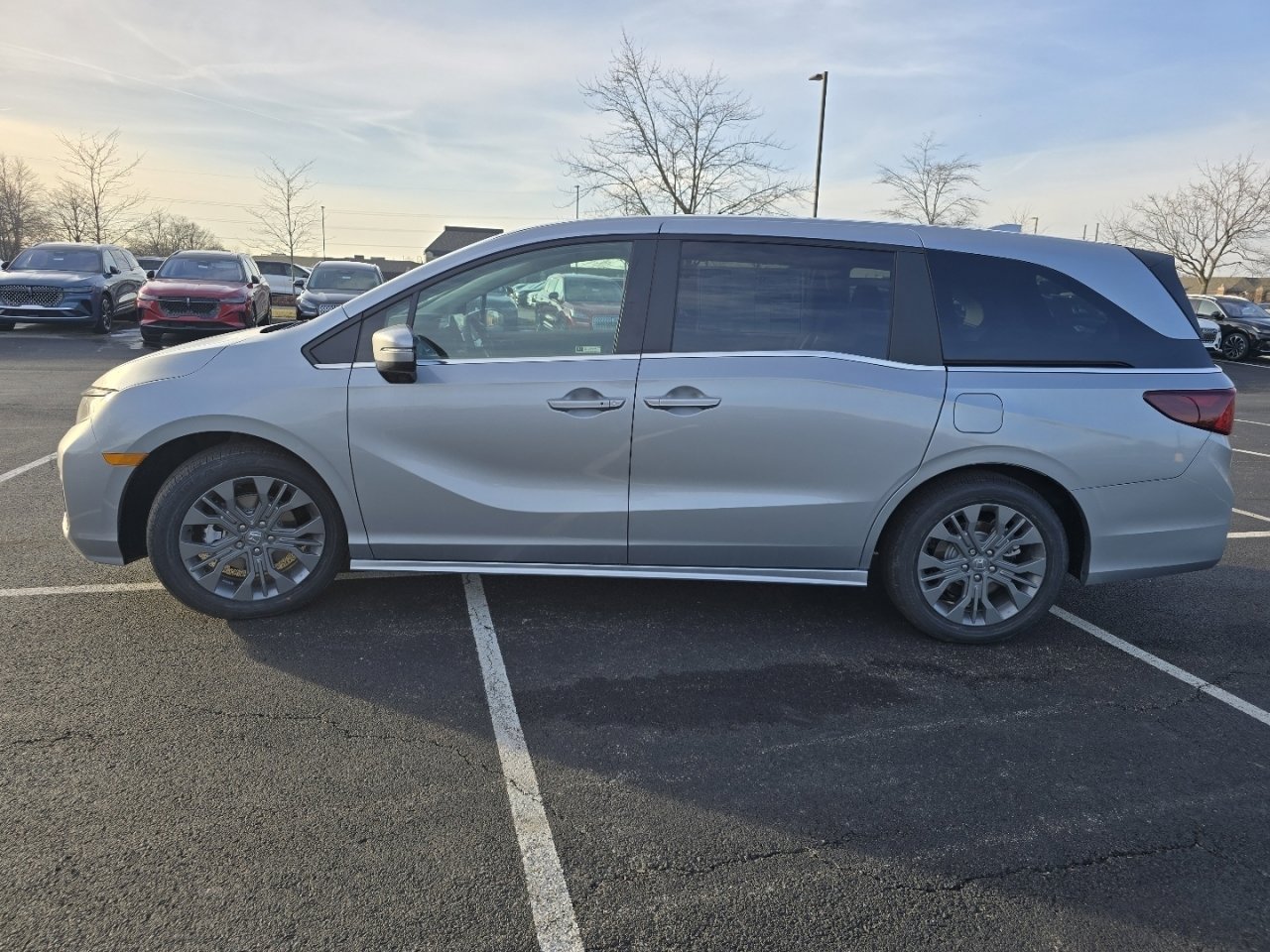 New 2026 Honda Odyssey Touring image 14