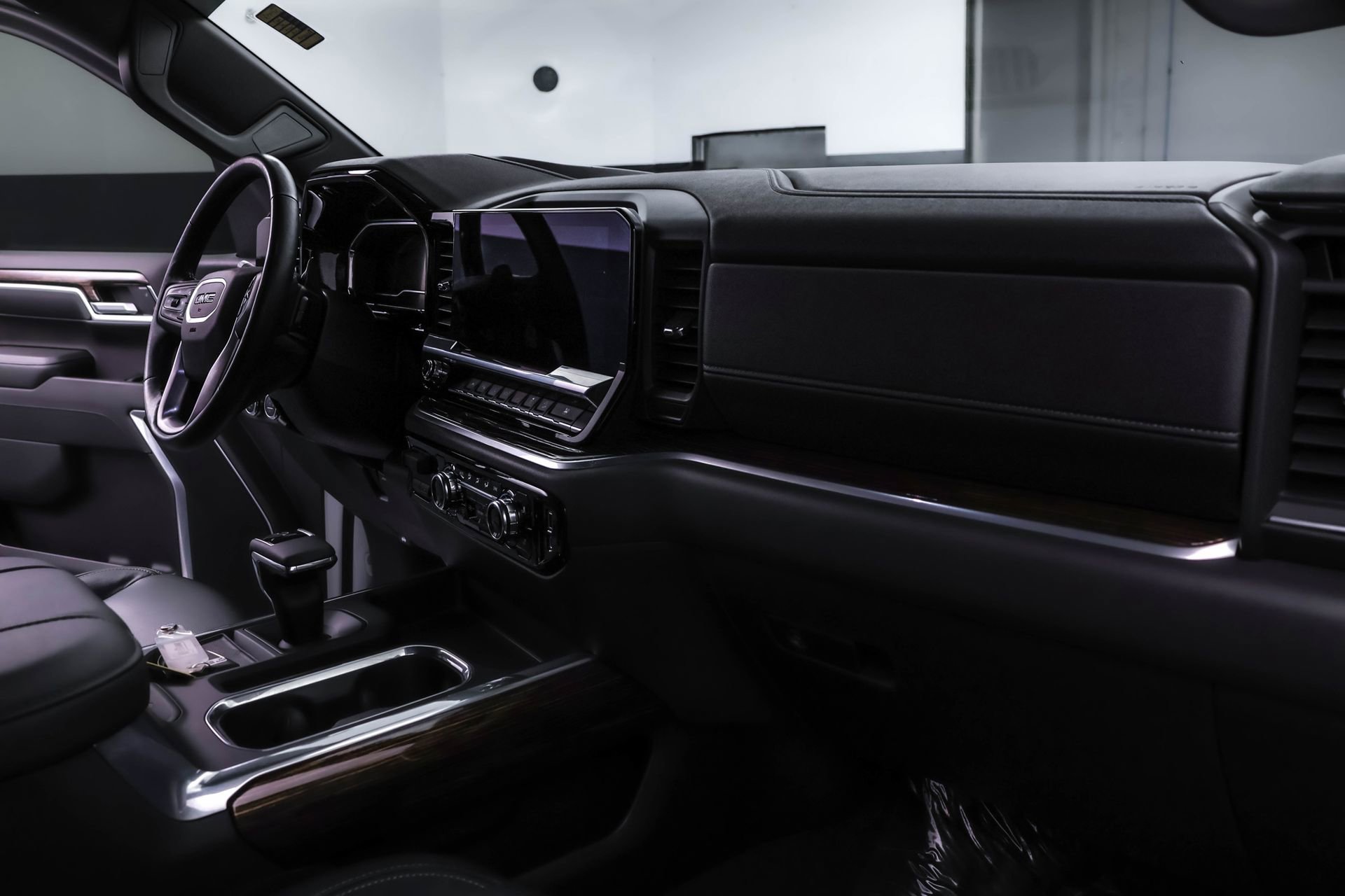 Used 2023 GMC Sierra 1500 Elevation w/ Preferred Package image 35