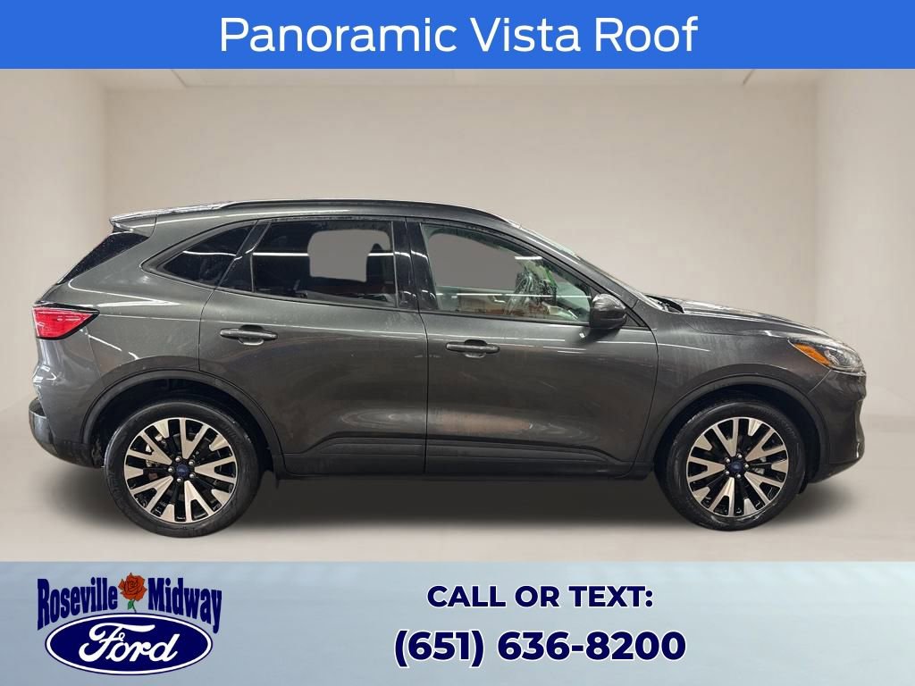 Used 2020 Ford Escape SE Sport image 9