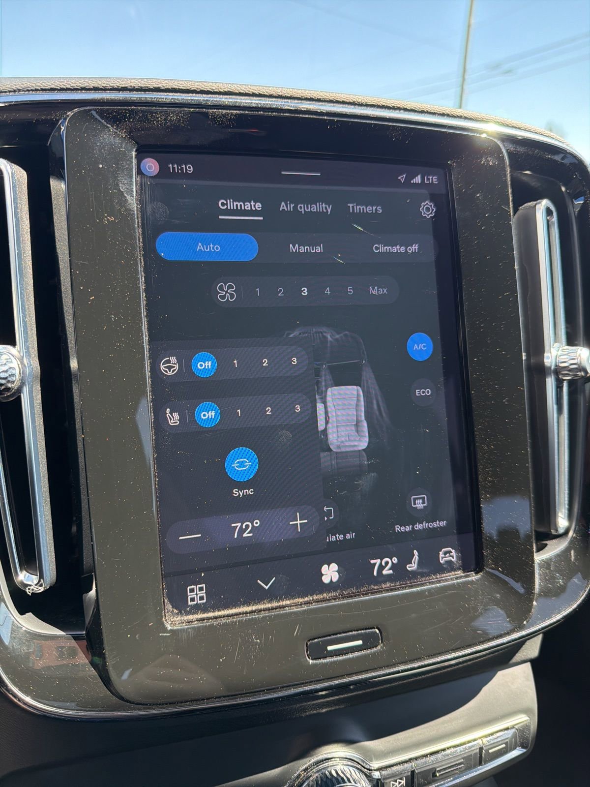 Used 2023 Volvo XC40 Recharge Ultimate w/ Protection Package Premier AWD/4WD image 15