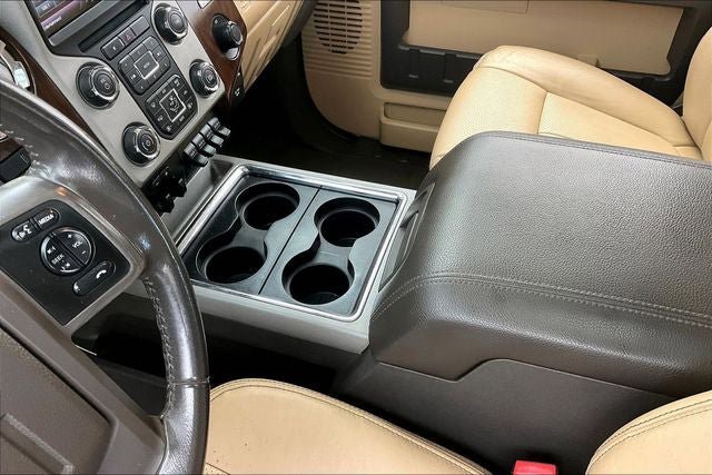 Used 2016 Ford F250 Lariat w/ Chrome Package image 16