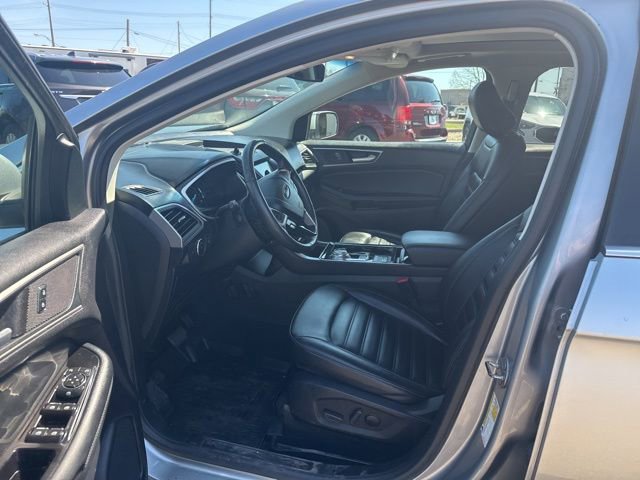 Used 2020 Ford Edge SEL w/ Convenience Package AWD/4WD image 10