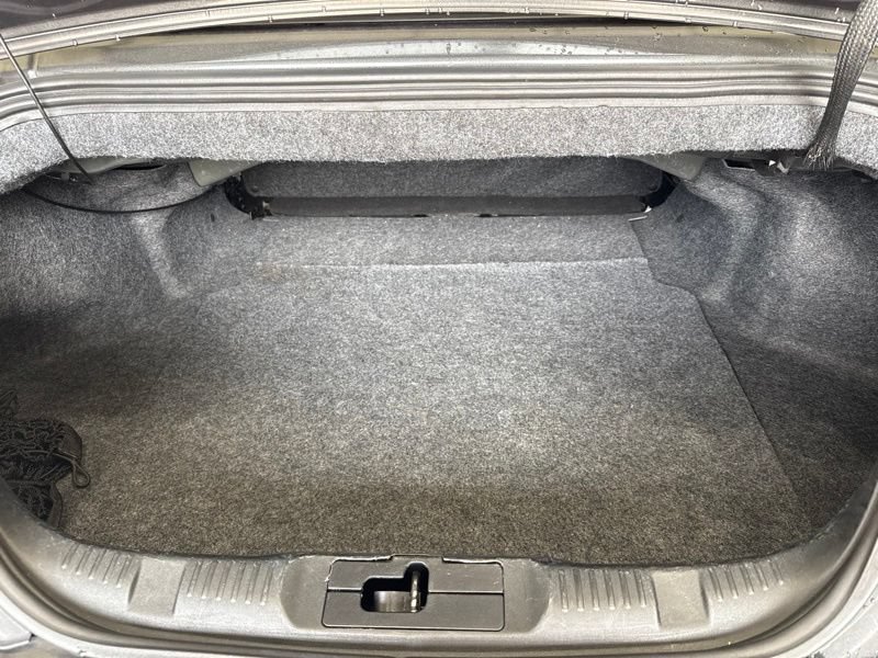 Used 2020 Ford Mustang Premium RWD image 9