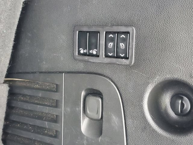 Used 2018 Chevrolet Tahoe Premier AWD/4WD image 9