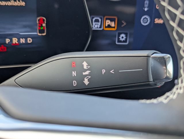 New 2026 Chevrolet Equinox EV LT FWD image 24