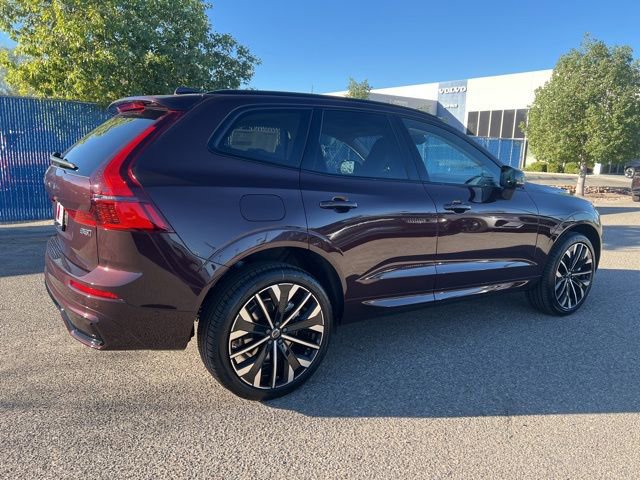New 2026 Volvo XC60 B5 Ultra w/ Climate Package PRO image 5