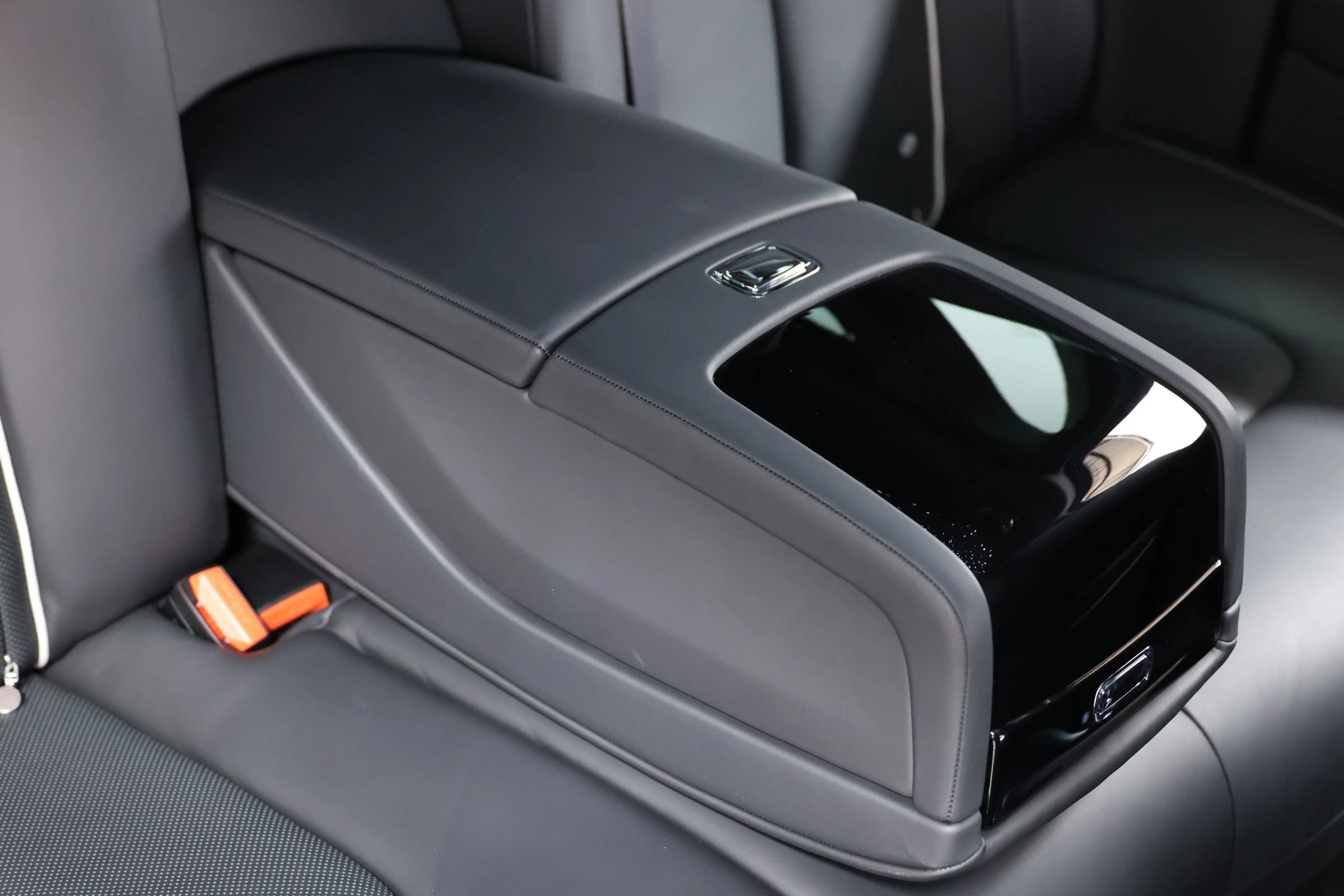 Used 2021 Rolls-Royce Ghost AWD/4WD image 93