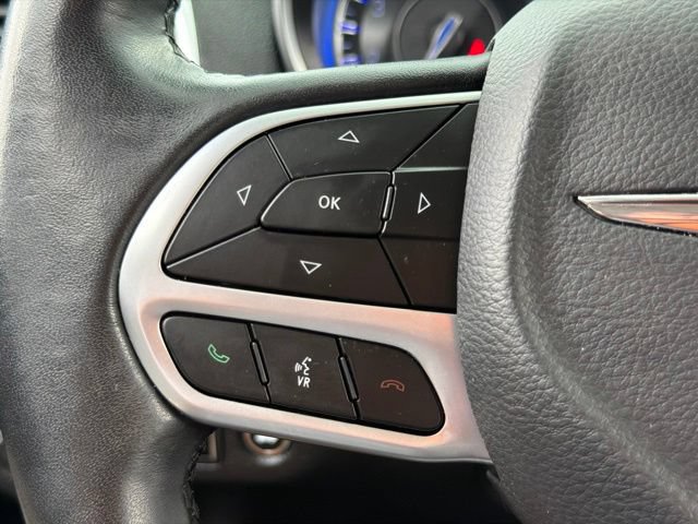 Used 2019 Chrysler 300 Touring L w/ Quick Order Package 22F RWD image 23