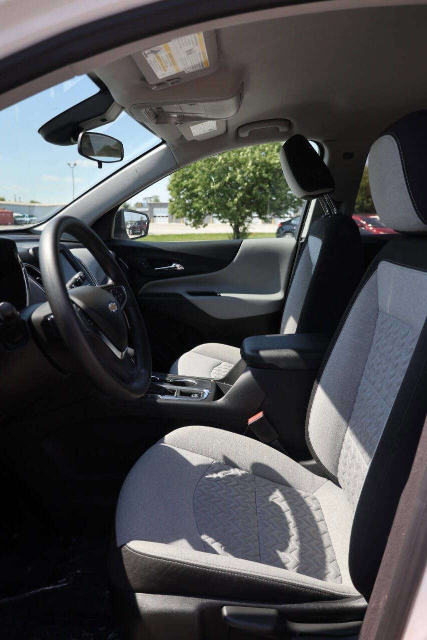 Used 2024 Chevrolet Equinox LS image 13