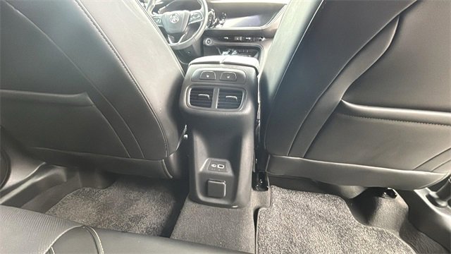 Used 2023 Buick Envision Avenir image 14