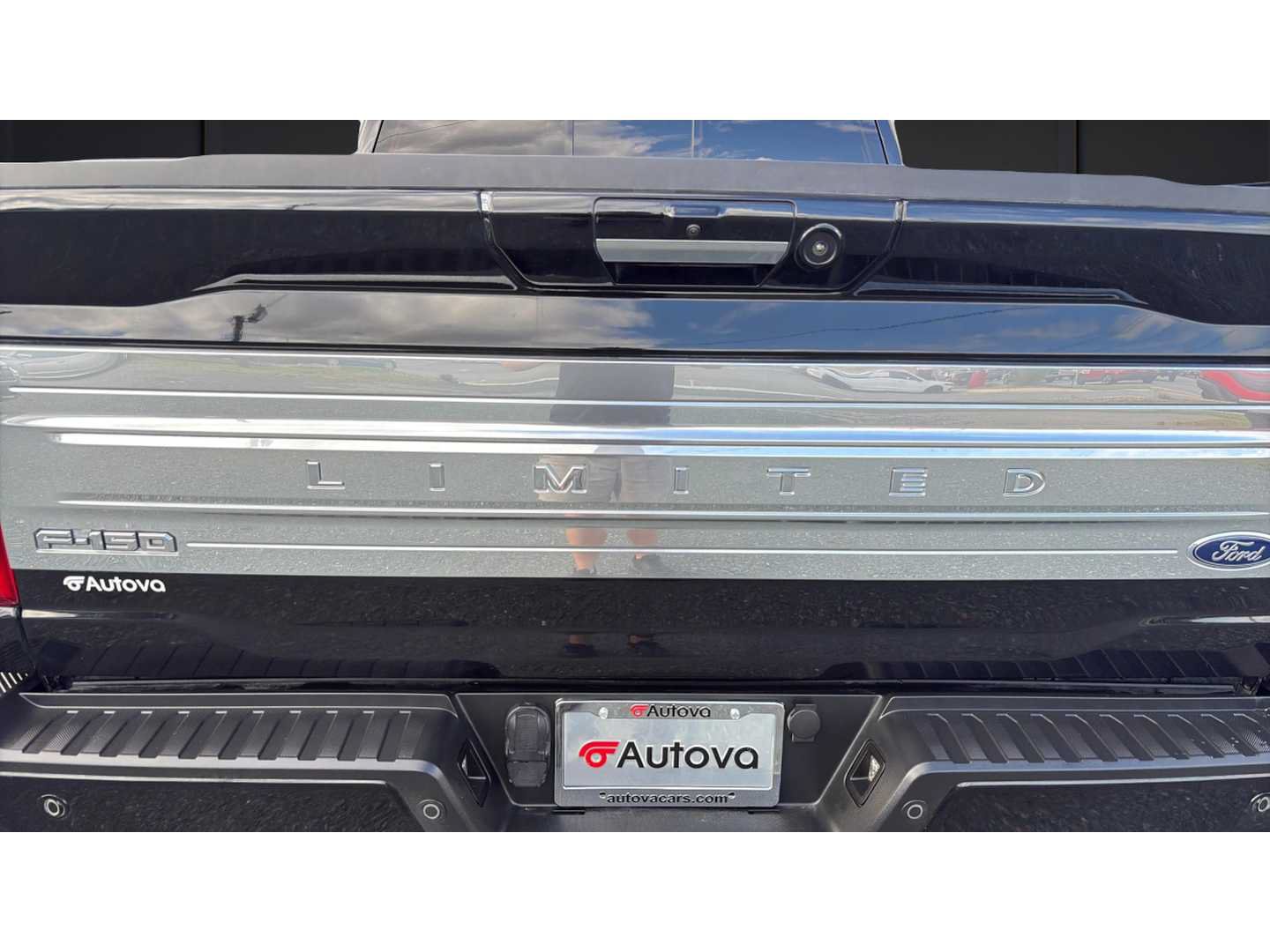 Used 2022 Ford F150 Limited AWD/4WD image 12