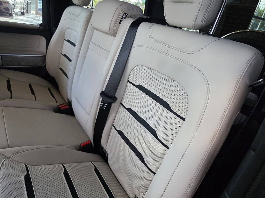 New 2026 Mercedes-Benz G 63 AMG 4MATIC image 12