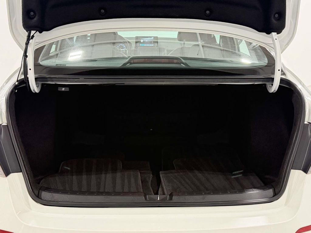 Used 2023 Honda Civic Sport image 10