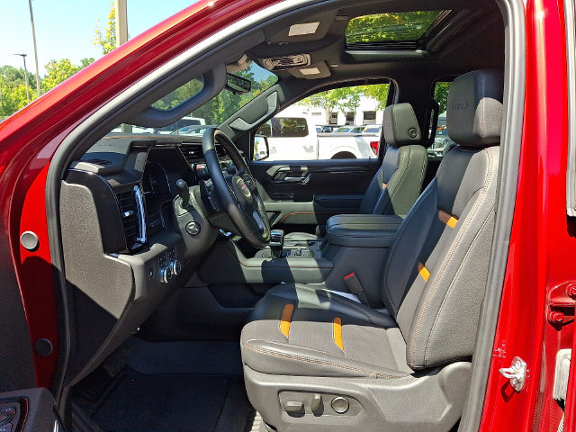 Used 2025 GMC Sierra 1500 AT4 w/ AT4 Premium Package AWD/4WD image 13