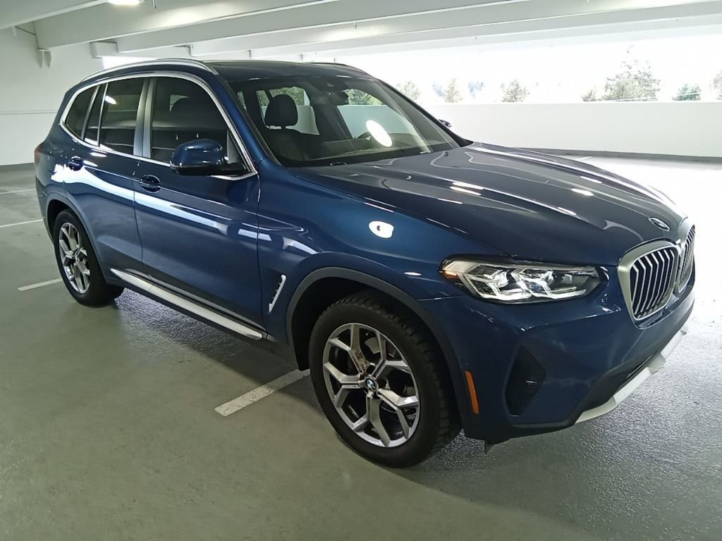 Certified 2023 BMW X3 xDrive30i w/ Premium Package image 5