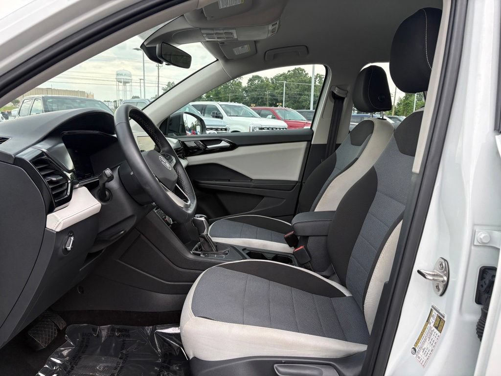 Used 2025 Volkswagen Taos S FWD image 12