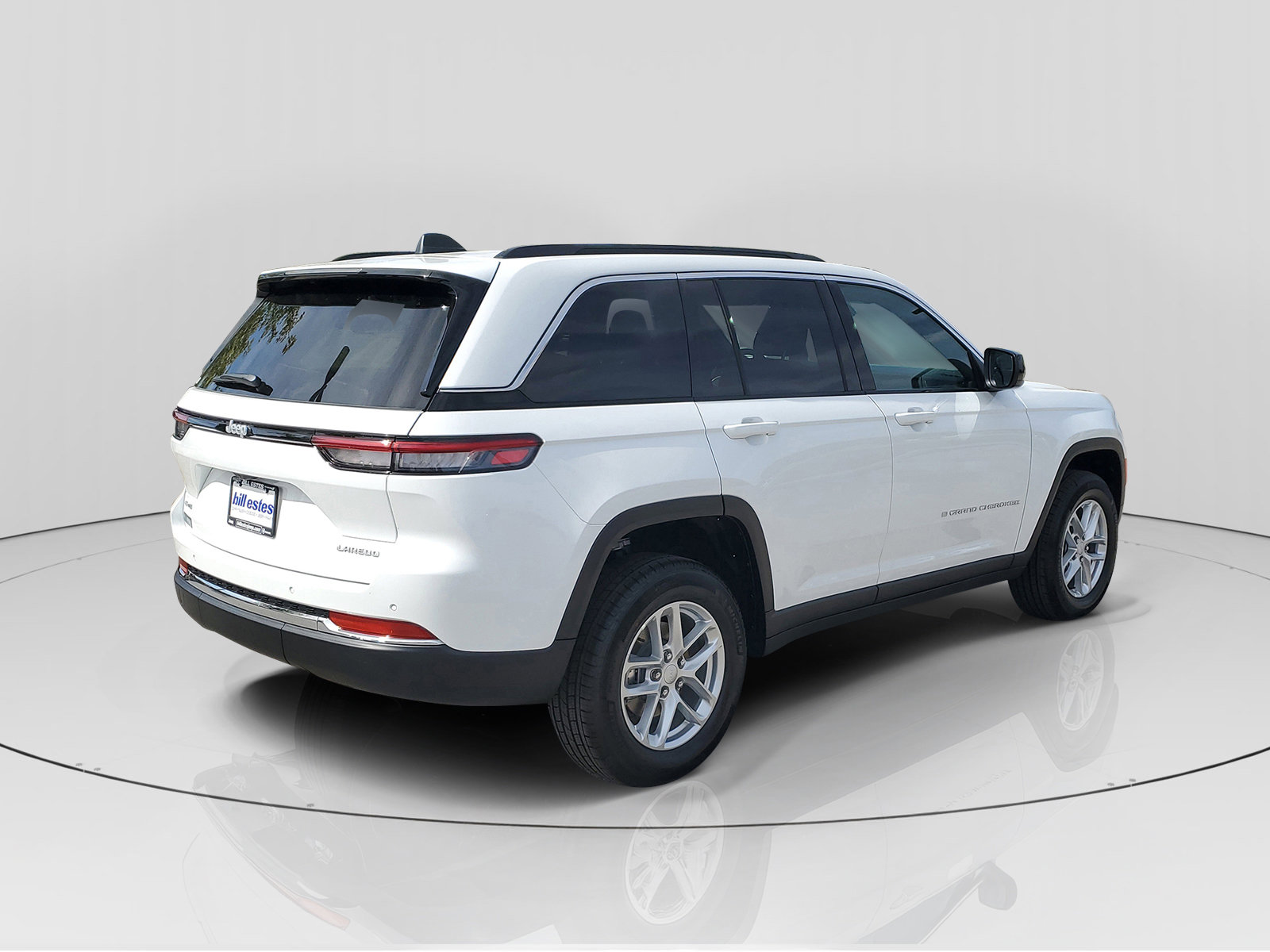 New 2025 Jeep Grand Cherokee Laredo X image 4