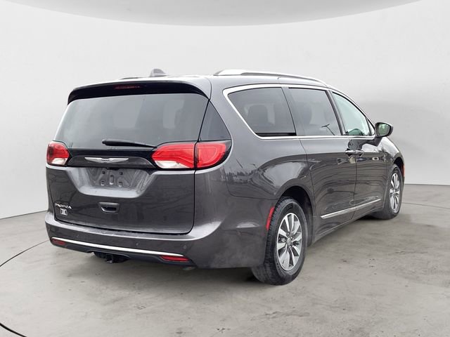 Used 2020 Chrysler Pacifica Touring-L Plus image 5