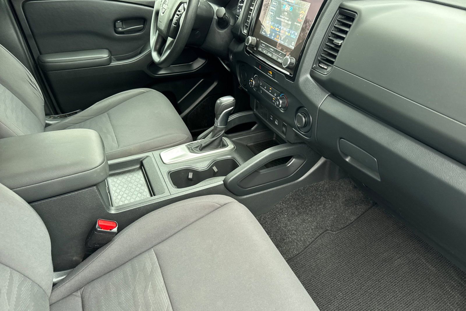 Used 2022 Nissan Frontier S image 15