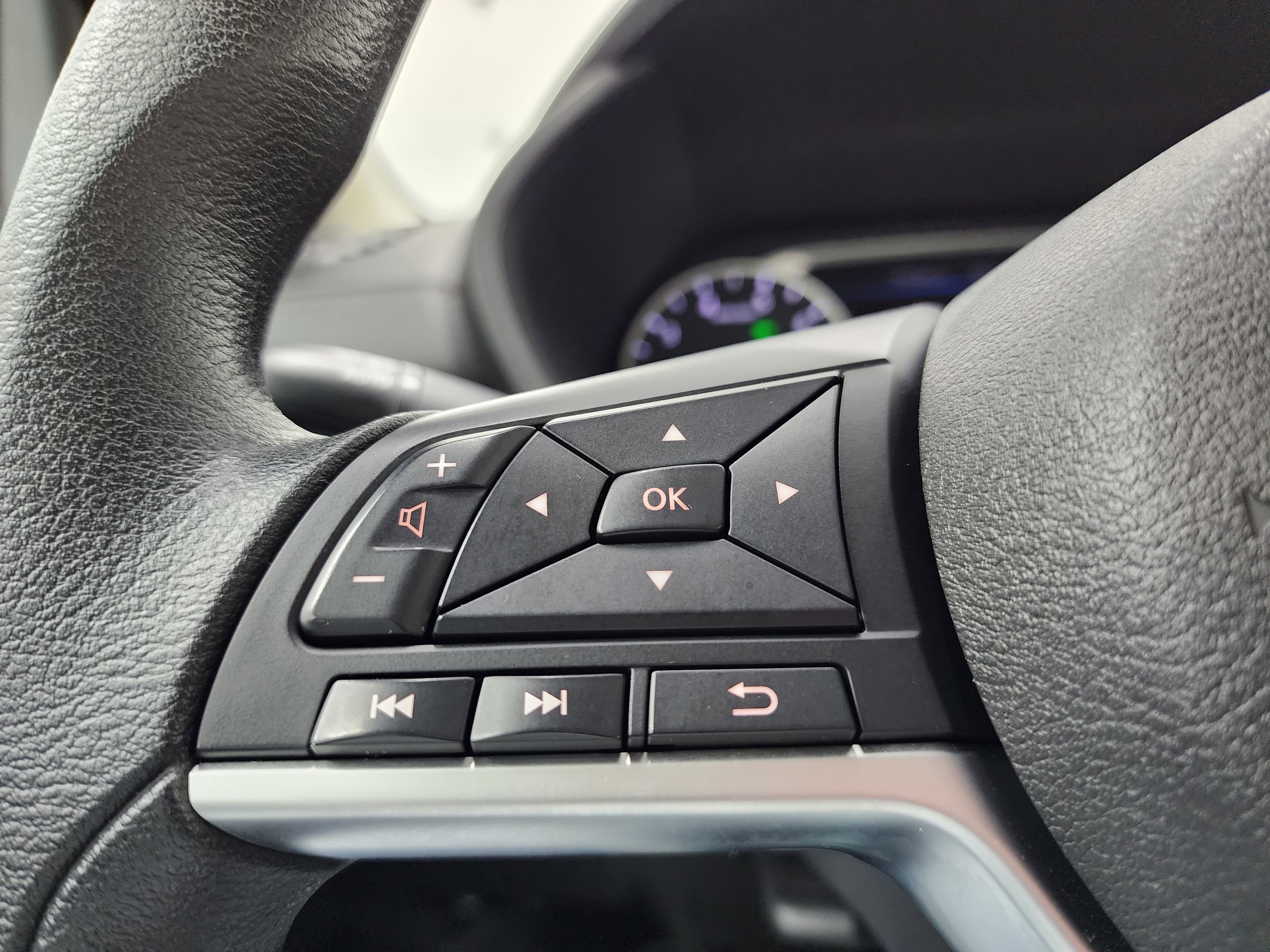 Used 2023 Nissan Sentra SV image 15