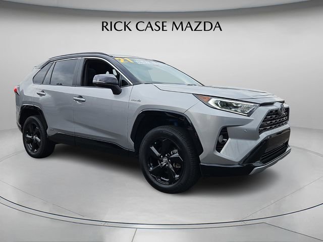 Used 2021 Toyota RAV4 XSE image 9