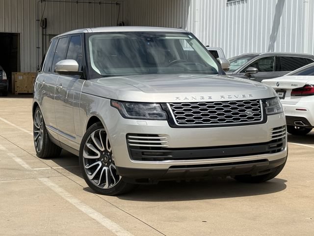 Used 2018 Land Rover Range Rover Supercharged AWD/4WD image 2