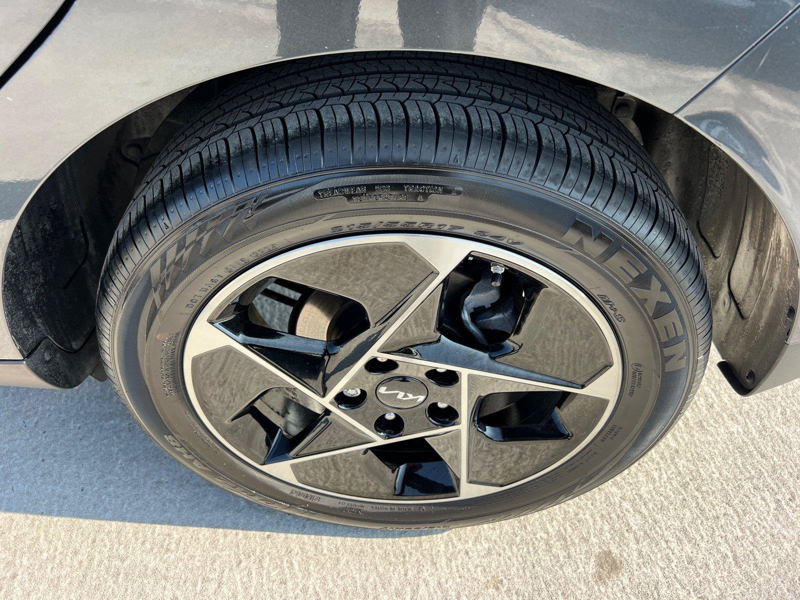 Used 2025 Kia Soul EX FWD image 19