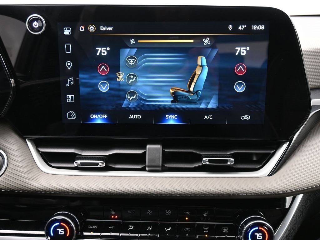 Used 2026 Chevrolet Equinox LT w/ Convenience Package II image 25