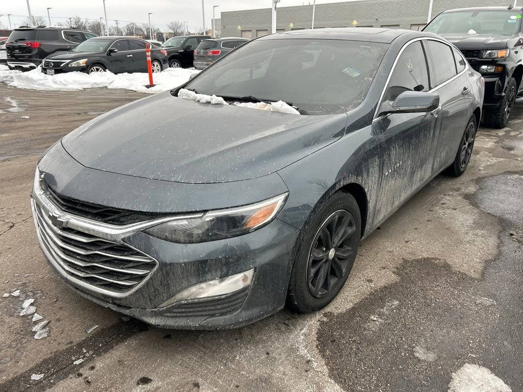 Used 2020 Chevrolet Malibu LT image 2