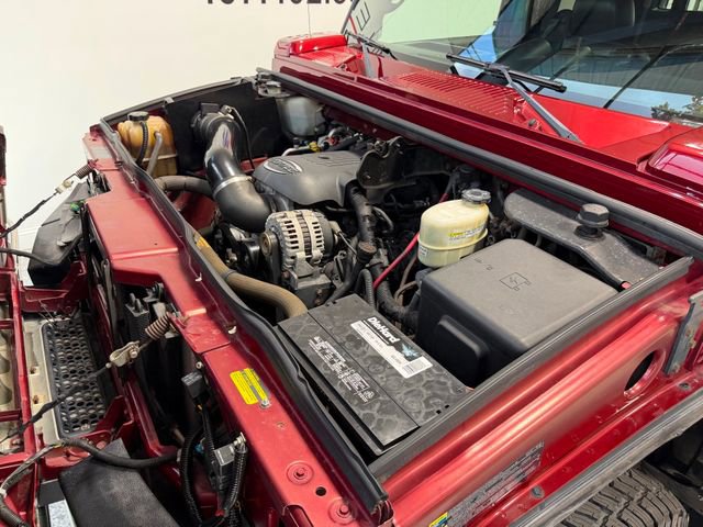 Used 2005 HUMMER H2 SUT w/ Preferred Equipment Group AWD/4WD image 47