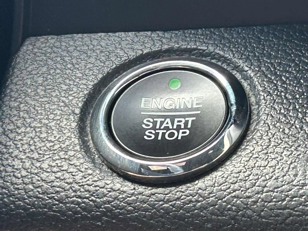 Used 2019 Ford Expedition Max XLT RWD image 30