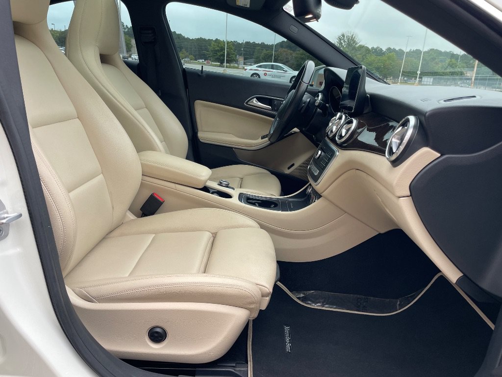 Used 2018 Mercedes-Benz CLA 250 image 19