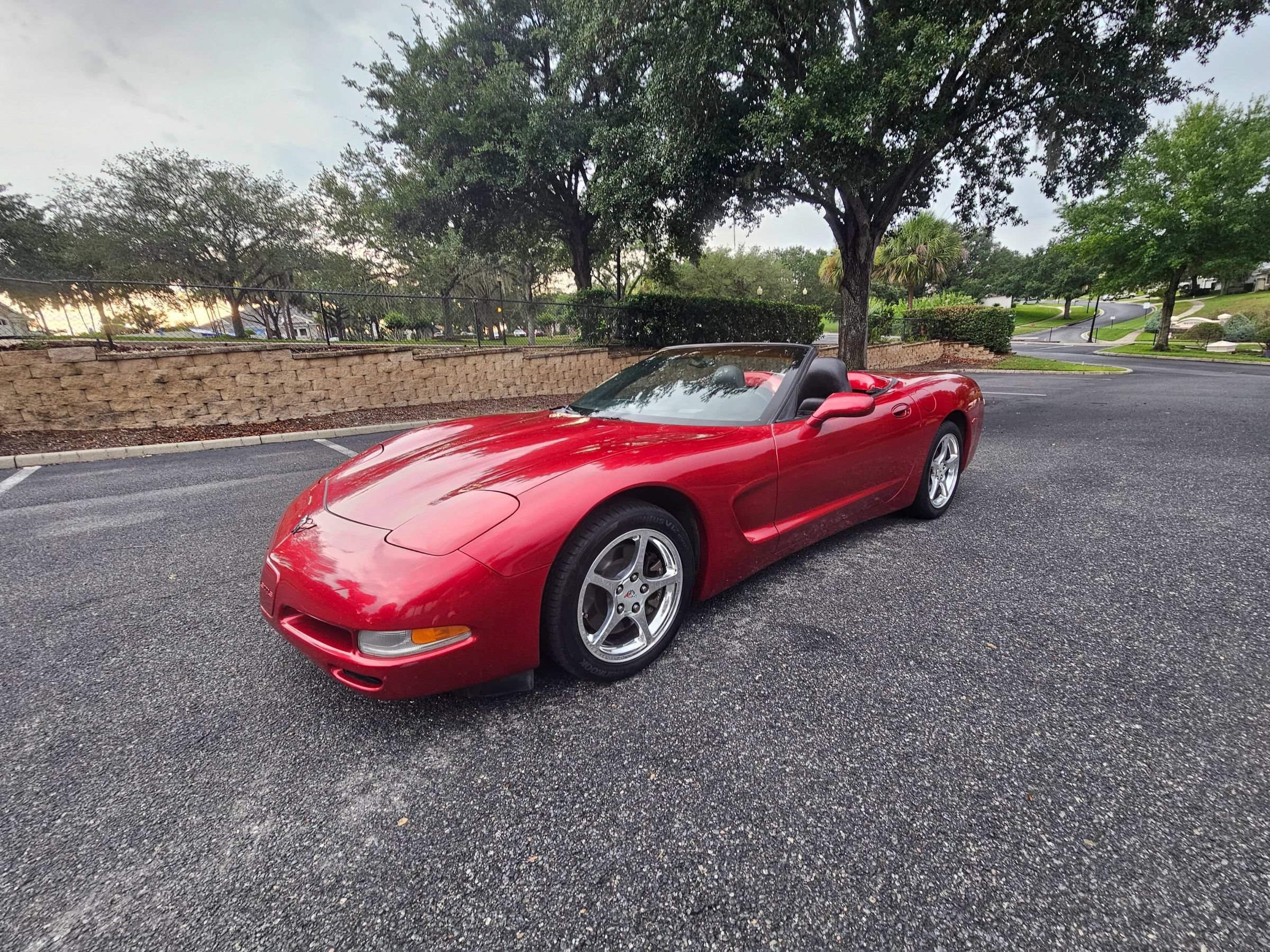 Used 2004 Chevrolet Corvette Convertible w/ Preferred Equipment Group RWD image 20