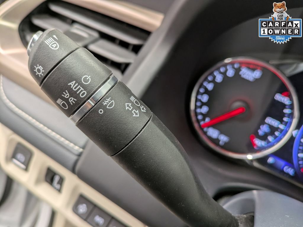 Used 2023 GMC Acadia Denali w/ Denali Technology Package image 17