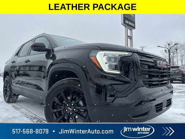 Used 2025 GMC Terrain Elevation w/ Elevation Premium Package AWD/4WD image 2