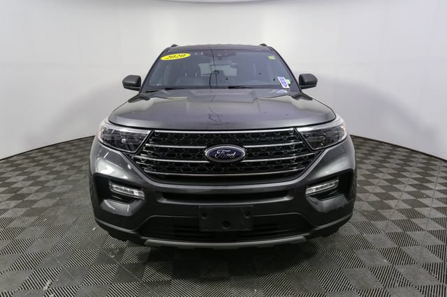 Used 2020 Ford Explorer XLT w/ Equipment Group 202A AWD/4WD image 4