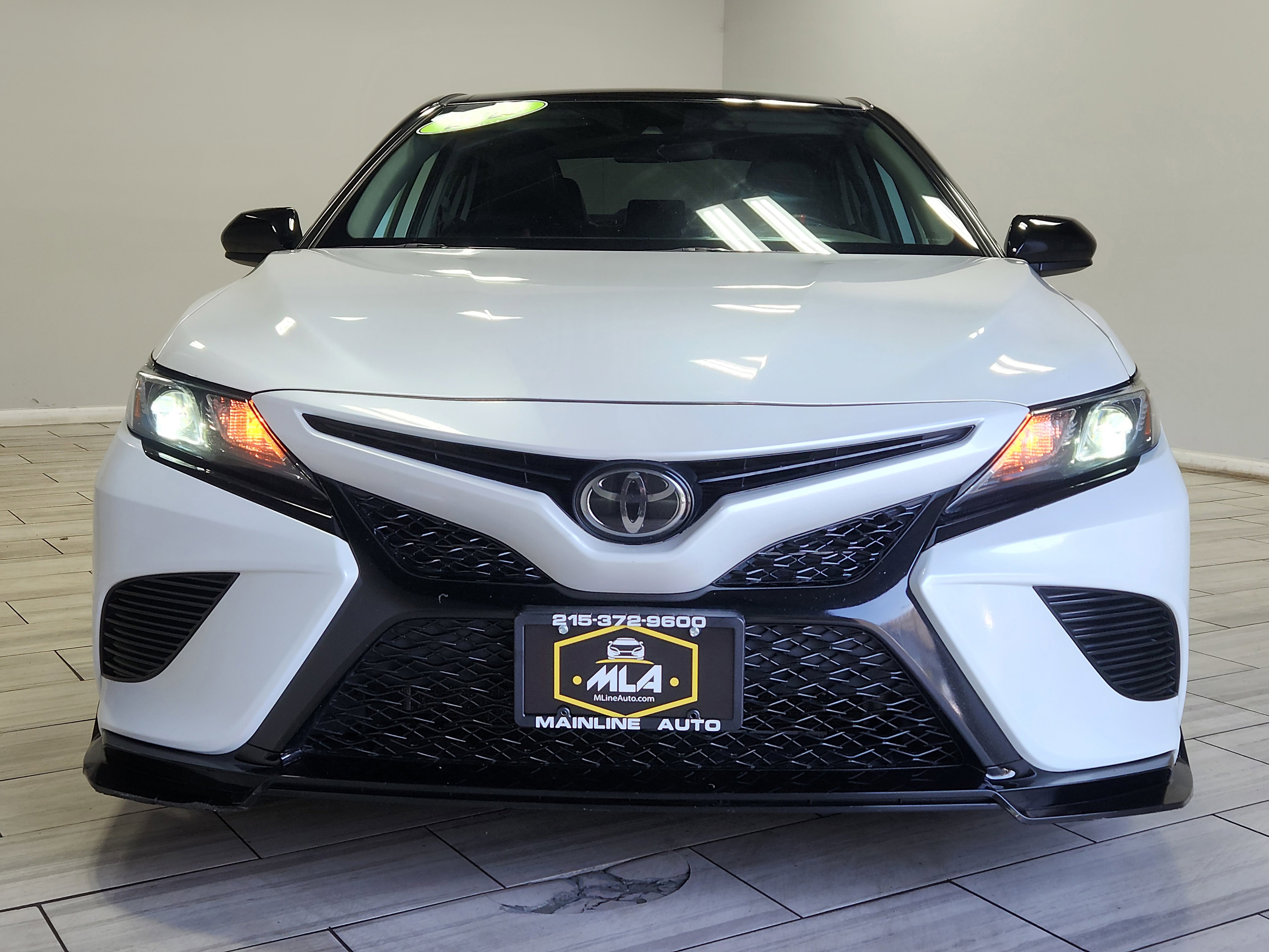 Used 2020 Toyota Camry TRD FWD image 8