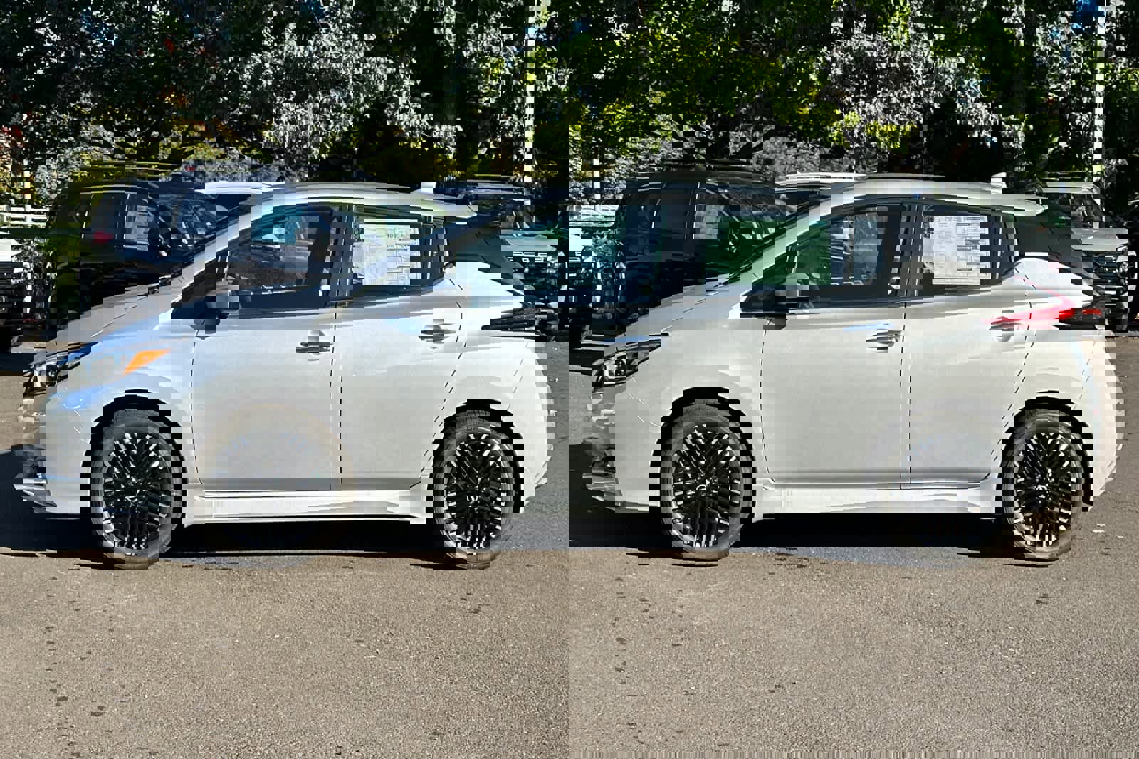 New 2025 Nissan Leaf SV Plus image 5